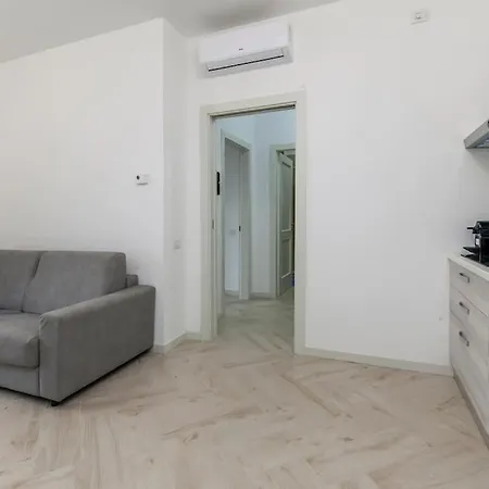 Apartamento 12Th Floor Diamond Tower - 72 Milán Exterior foto